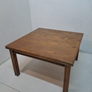 sohvapöytä, tummaa puuta 81cm x 81cm