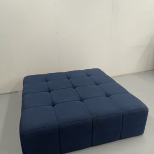rahi sinisellä kankaalla, jättikokoinen
