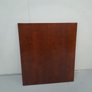 Pöydänkansi – punertava puu, 76×65